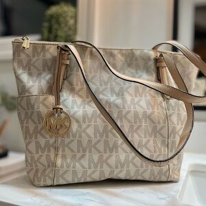 MICHAEL Michael Kors Jet Set MK Logo Top-zip Travel Tote